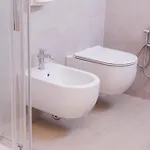Con Privata Disponibile Su Richiesta