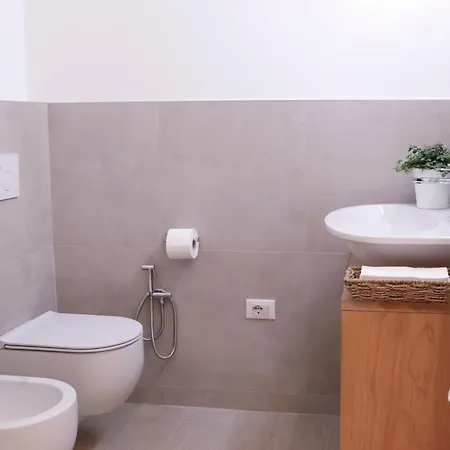 Accogliente Con Cucina E Letto Queen Size Apartment