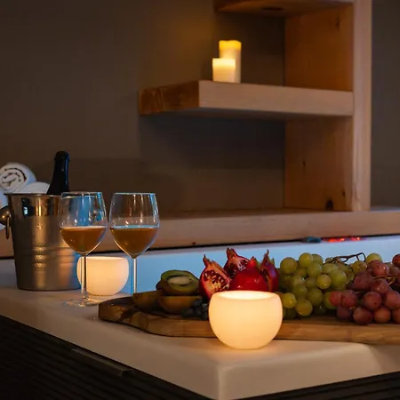 Con Privata Disponibile Su Richiesta